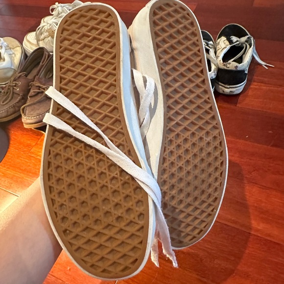 Baby Pink Vans - Picture 2 of 3